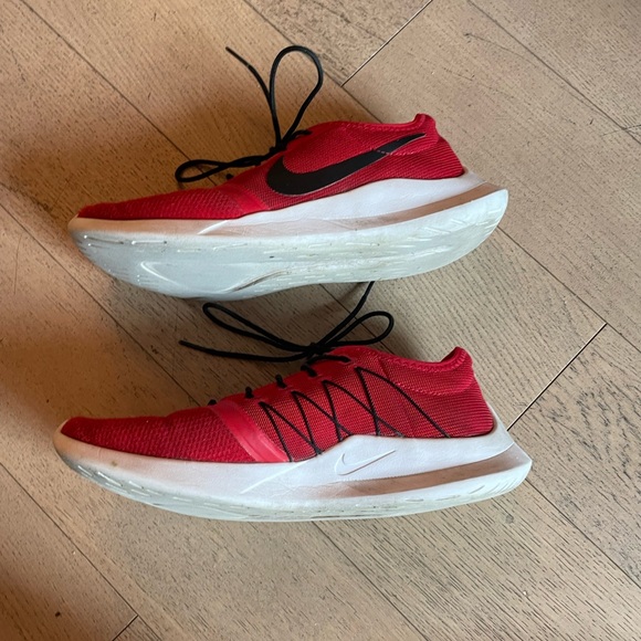 Nike Shoes - Picture 8 of 10